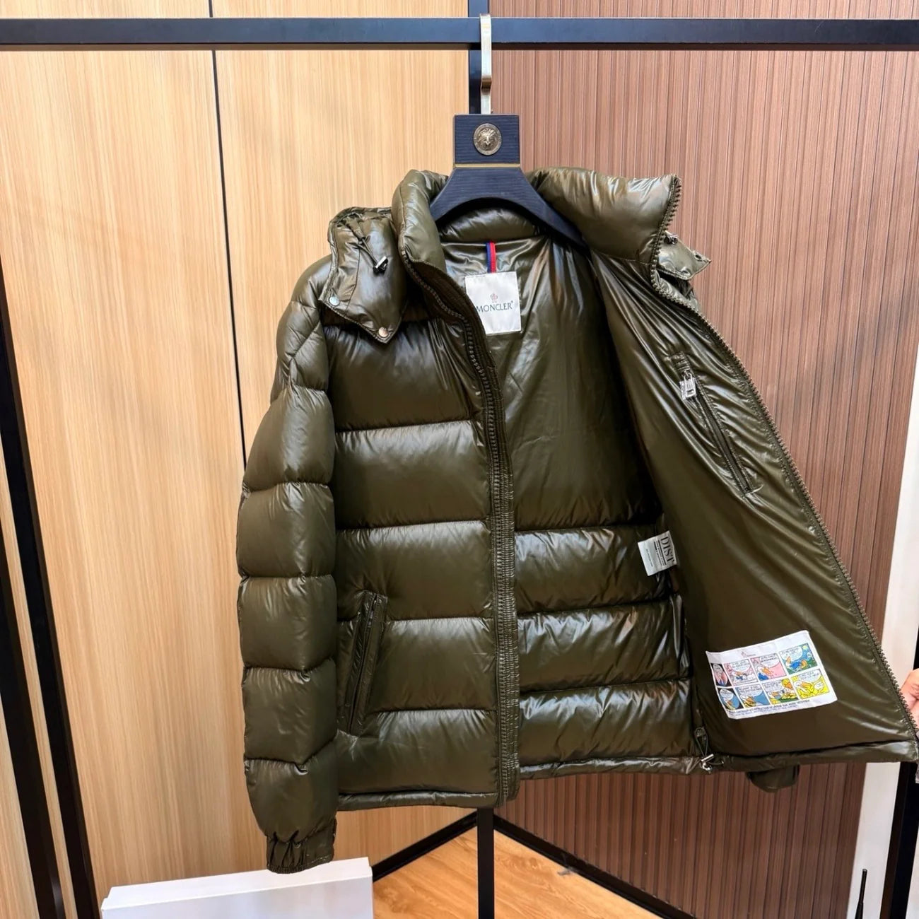 Moncler Maya Dark Colour Edition