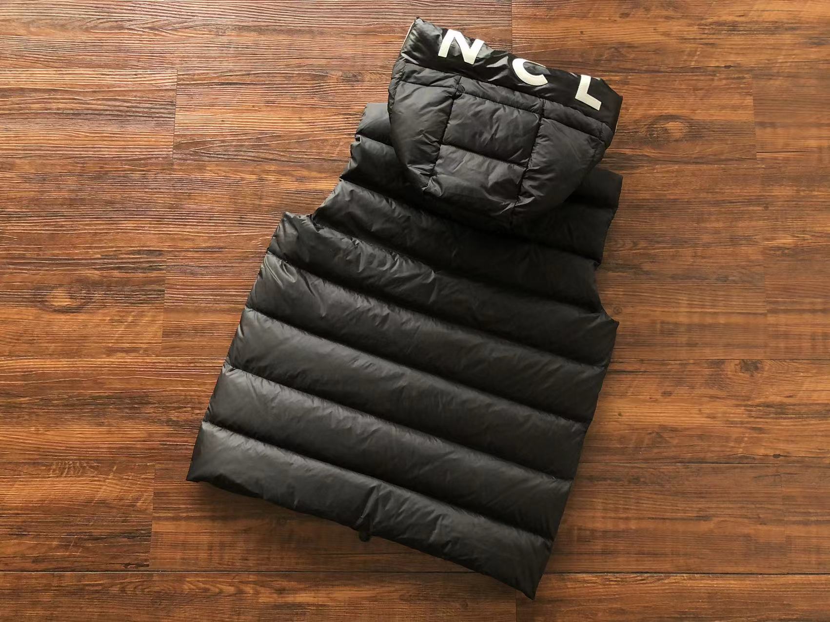 Moncler Weste