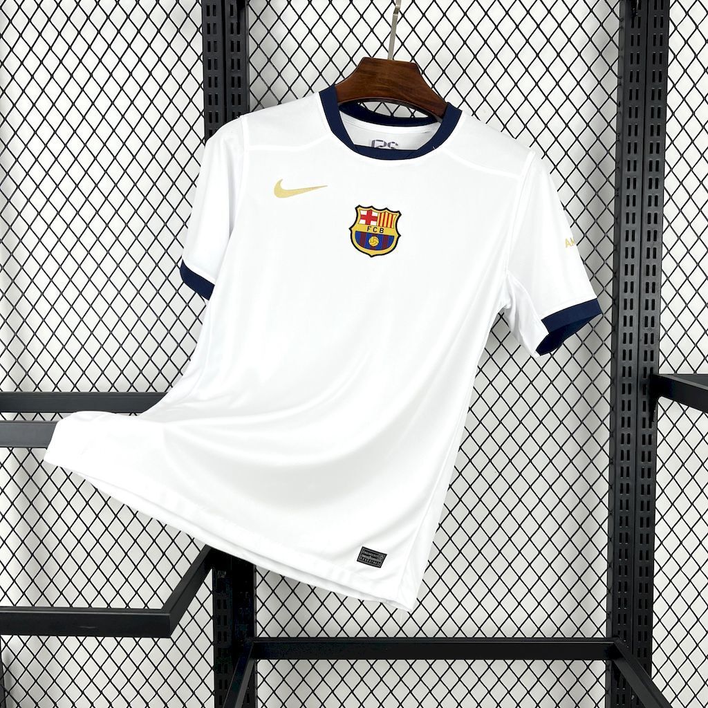 FC Barcelona Classic White 25/26