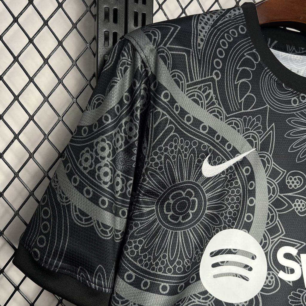 FC Barcelona Special Black Edition