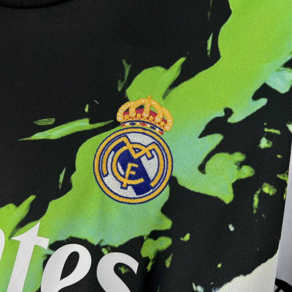 Real Madrid Colorful training 25/26