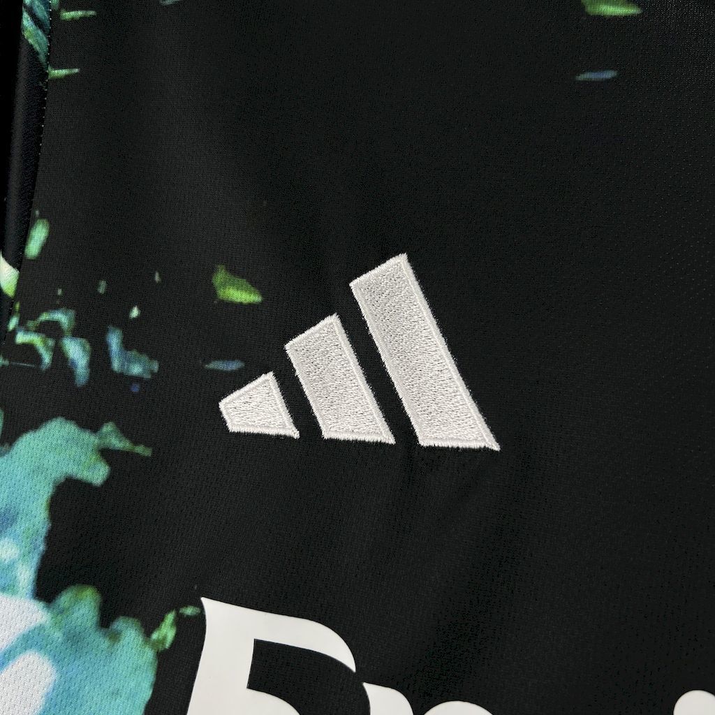 Real Madrid Colorful training 25/26