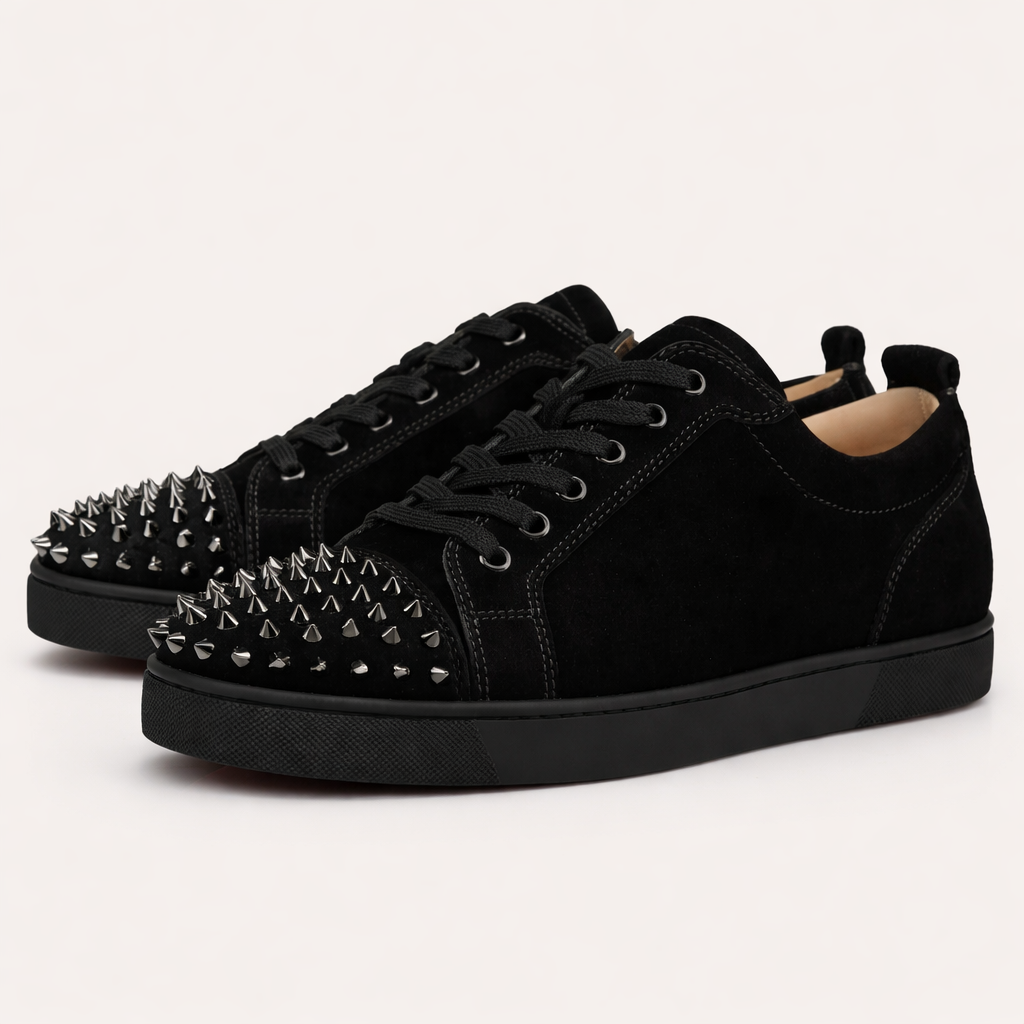 Louis Junior Spikes