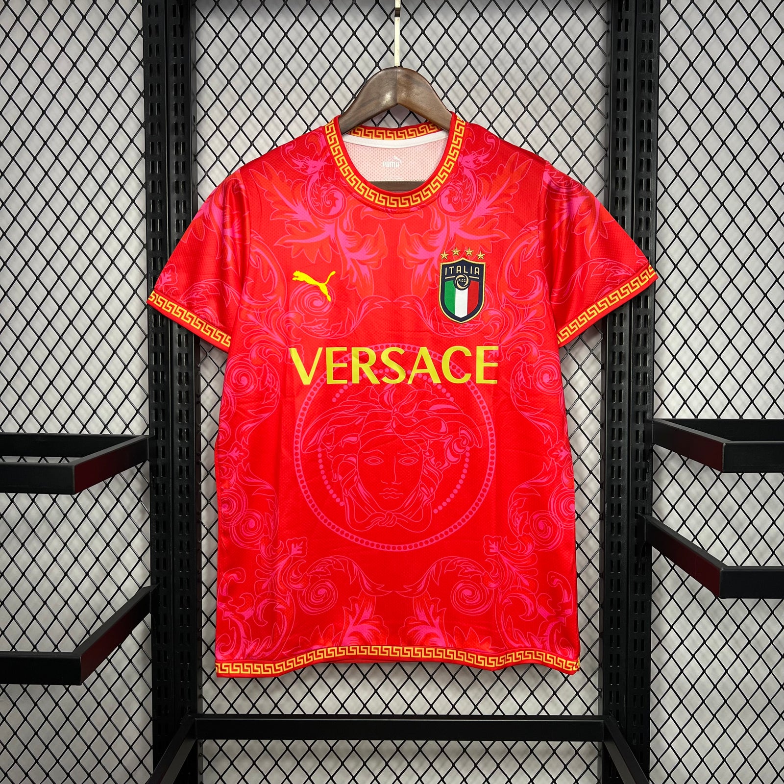 Italien Special Versace Rot